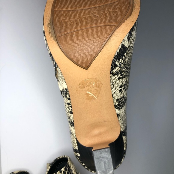 Franco Sarto | Zip Ankle Block Heel Bootie - Picture 9 of 16